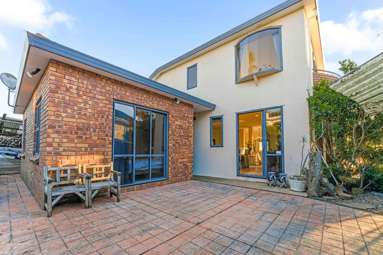 18 Ribbonwood Crescent_4
