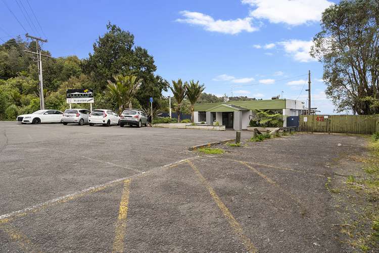 473 Scenic Drive Waiatarua_4