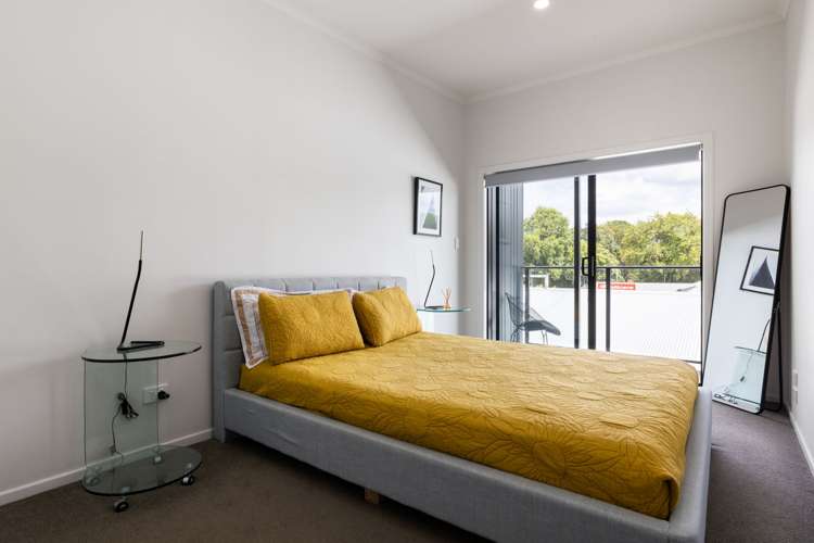 13/13 Vialou Street Hamilton Central_12