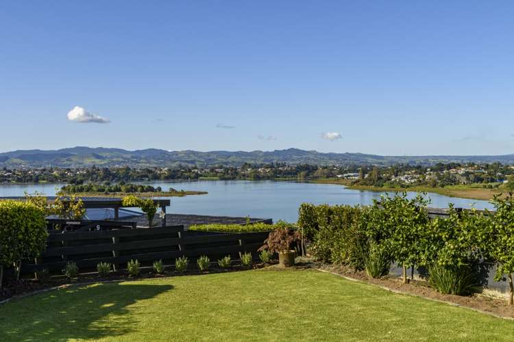 5b Stratford Place Otumoetai_30