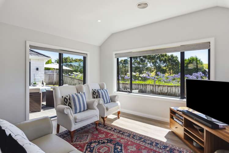 176 Milne Drive Paraparaumu_14