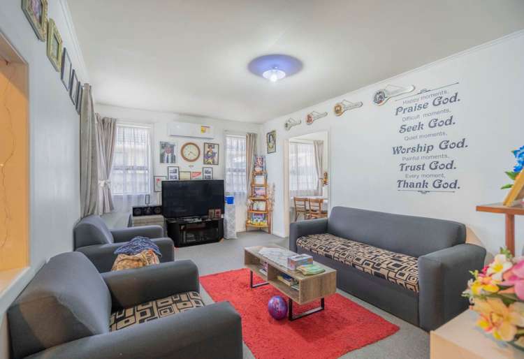 22 Laxon Avenue Otara_8