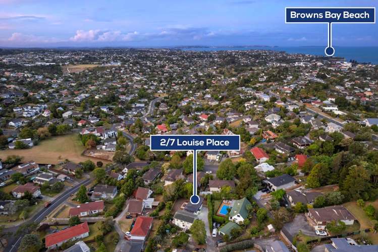 2/7 Louise Place Browns Bay_27