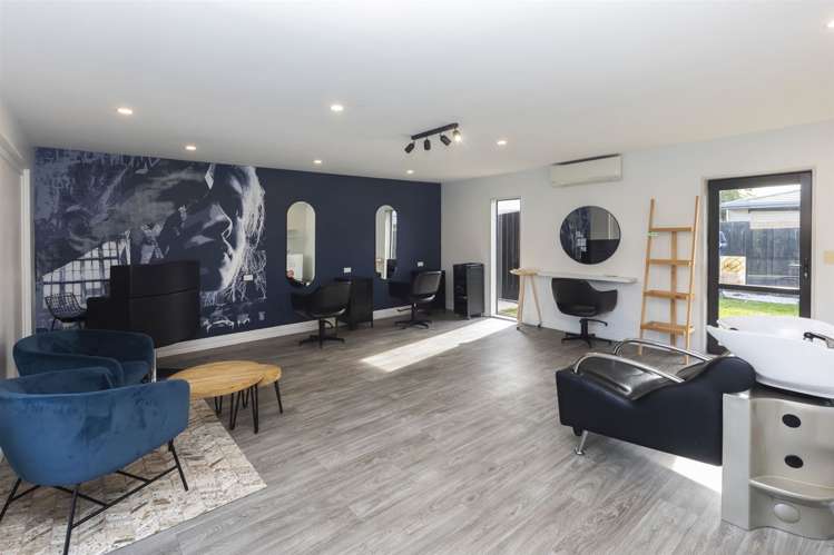 64 Scruttons Road Hillsborough_11