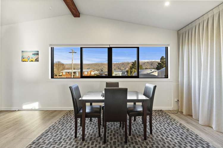 4 Bank Avenue Middlemarch_21