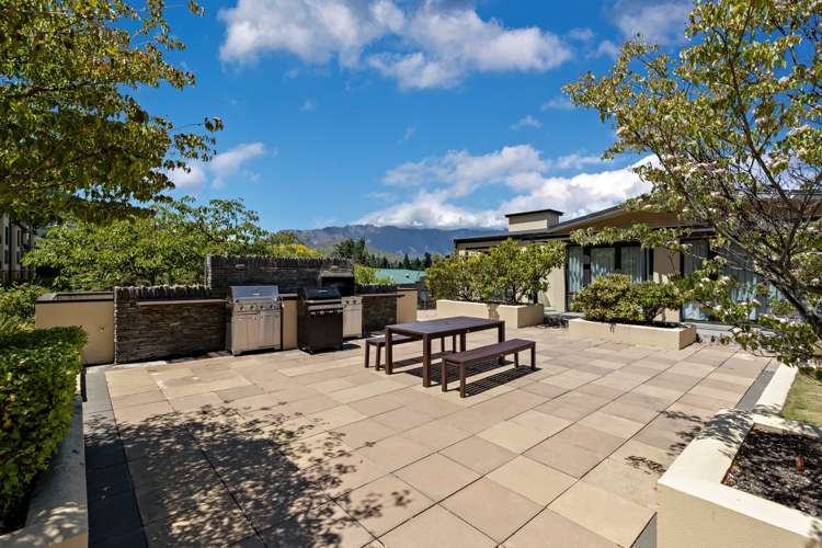 704/34 Lake Esplanade Queenstown_14