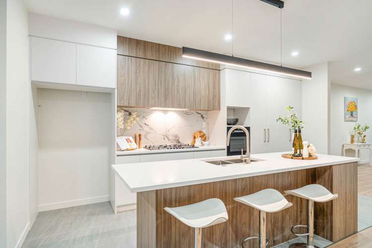 8 Kakau Lane Flat Bush_10