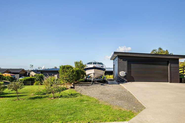 19 Ataahua Views Terrace Wharekaho_15