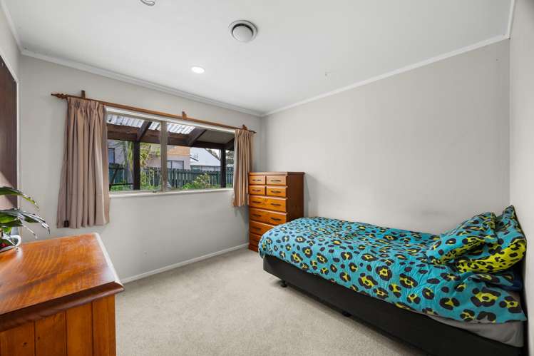 22 Motu Place Mount Wellington_13