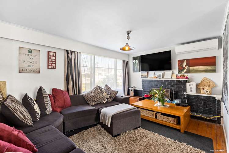 15 Amberley Avenue Te Atatu South_5