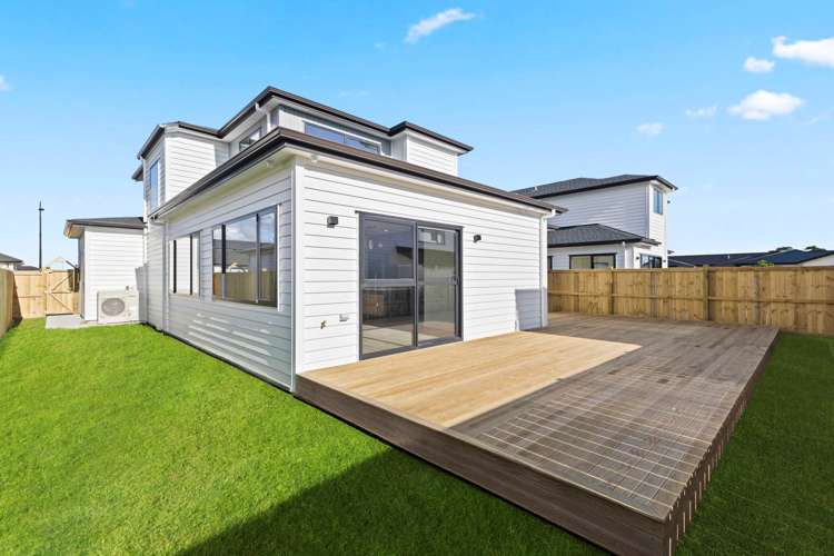 16 Gertrude Cole Road Clarks Beach_13