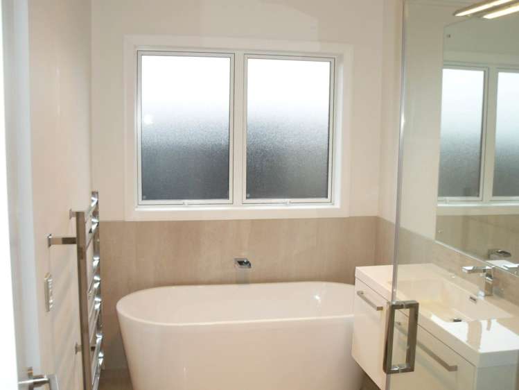 138 Harris Drive Silverdale_6