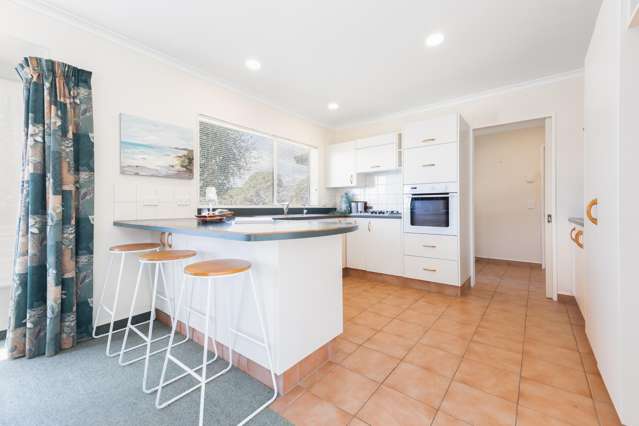 84 Guildford Drive Paraparaumu_2