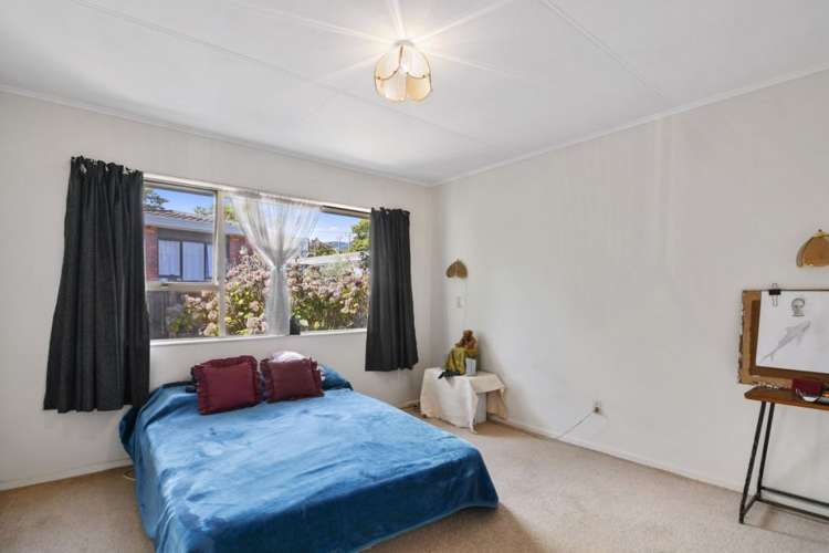 3/13 Cobham Crescent Stoke_7