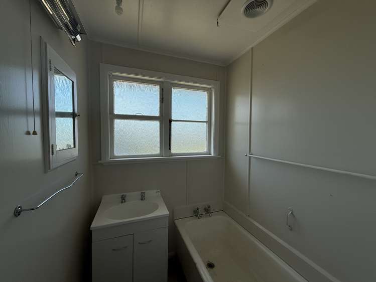 267 Green Road Awahuri_12