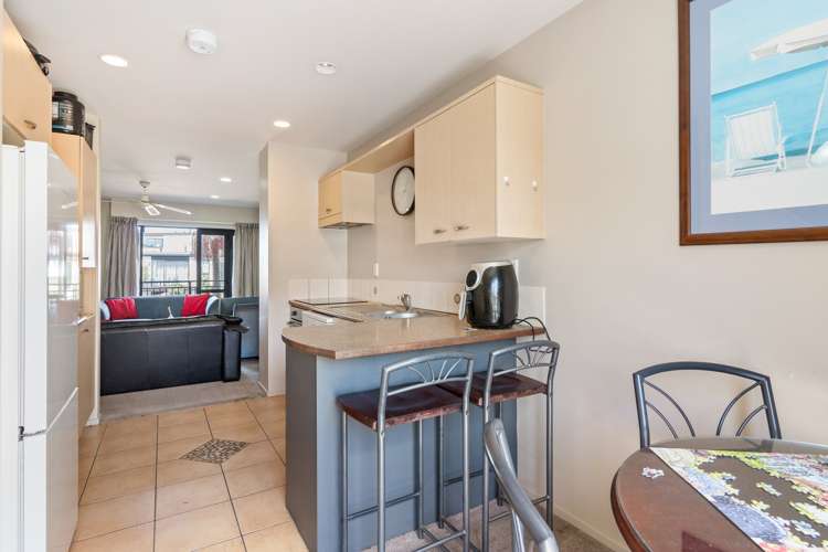 14/346 Oceanbeach Road Mount Maunganui_8