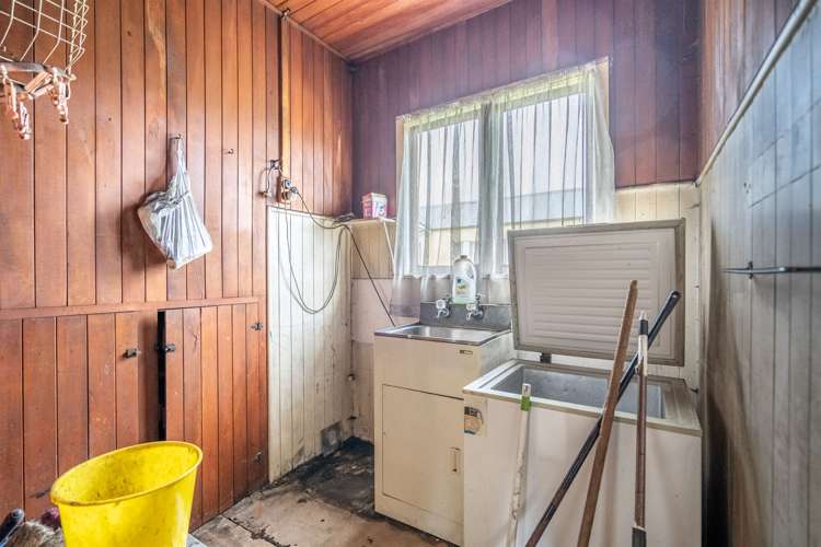 81 Main Street Mataura_11