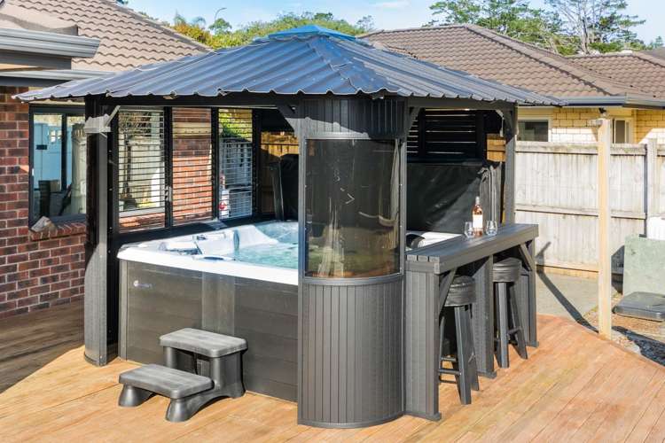 48 Shelter Drive Greenhithe_27