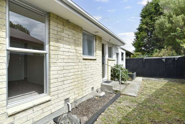 4/6 Lane Street Woolston_13