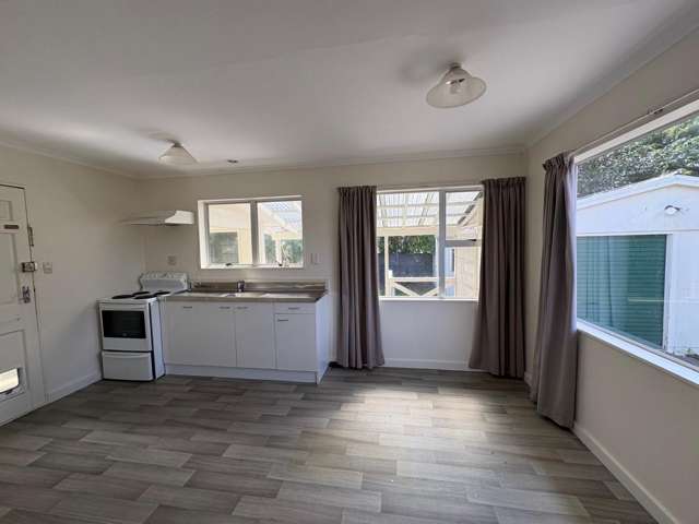 90 Strathmore Avenue 10516_2