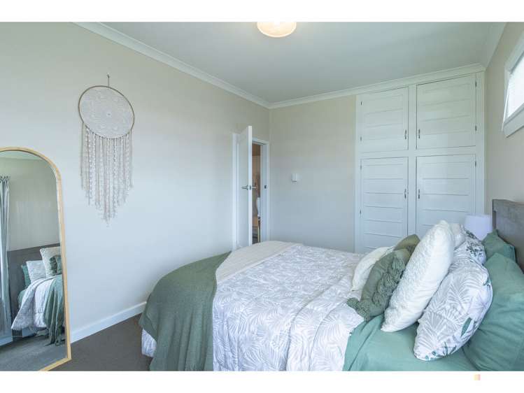 19 Raymond Street West End_6