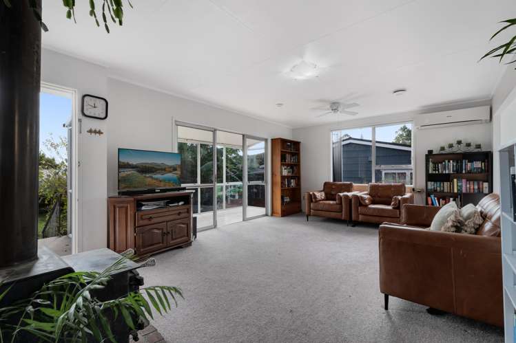 8 Dingadee Street Welcome Bay_10