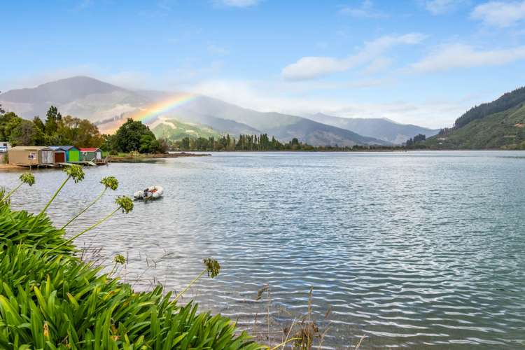 1694a Queen Charlotte Drive_2