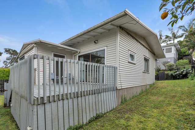 21a Eureka Place Parahaki_1