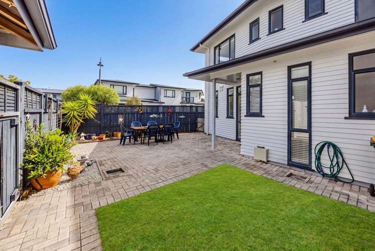 5/2 Armoy Drive East Tamaki_16