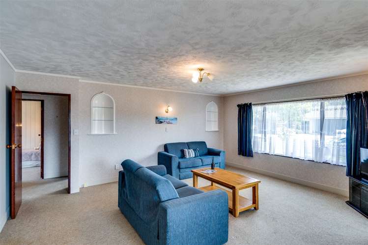 1 Lowther Place Taradale_3