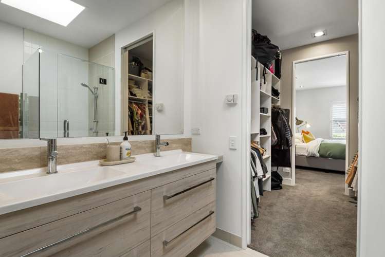 7/258 Hurstmere Road Takapuna_23