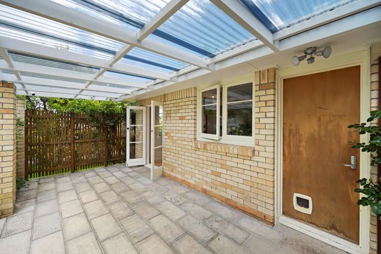 27 Greta Street Glenview_13