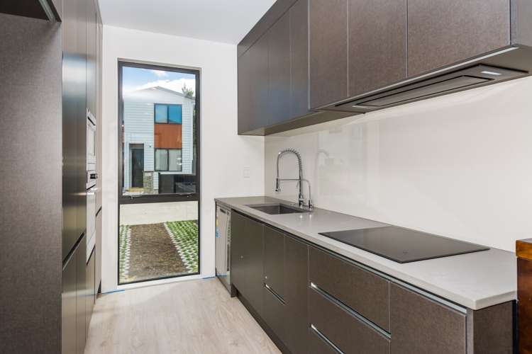 7 Pihoihoi Place Hobsonville_22