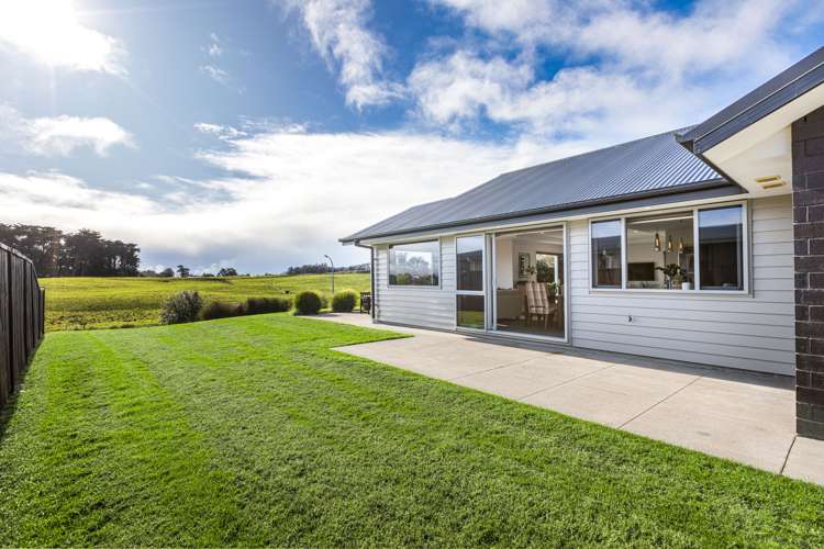 15b Goble Road Clarks Beach_17