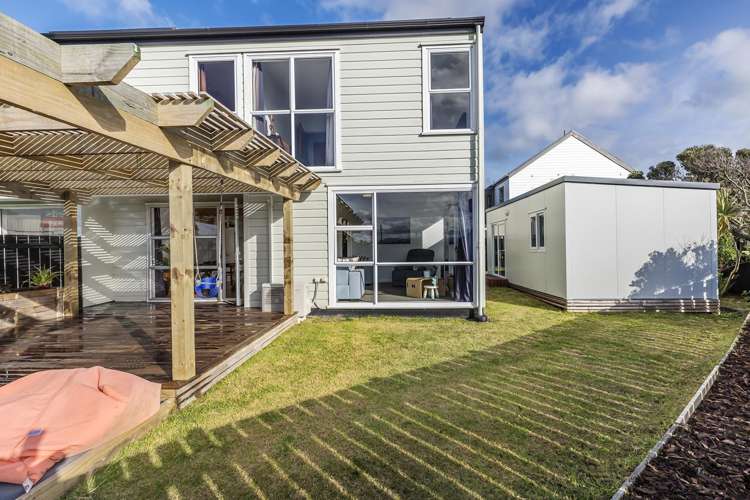 2/163 Rongotai Road Rongotai_19