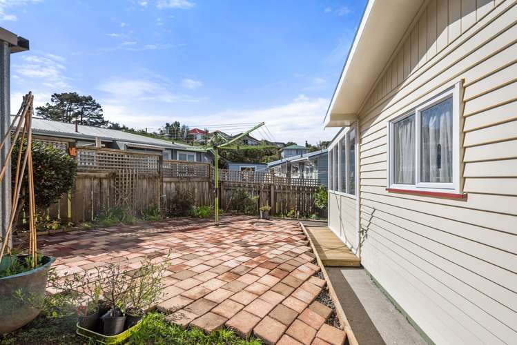 4 Cotswold Crescent Newlands_13