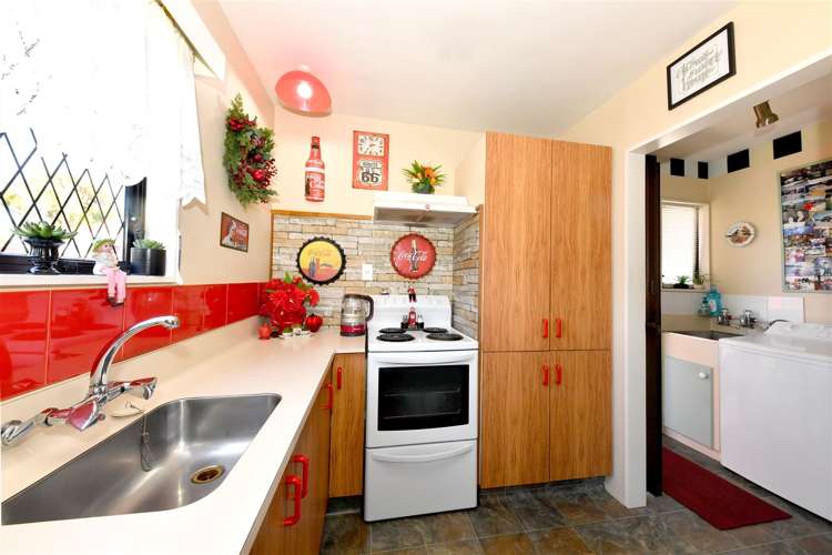 2 Ranui Street Hei Hei_5