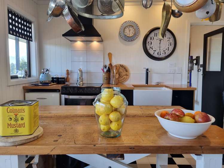 13 Jeune Street Lake Tekapo_16