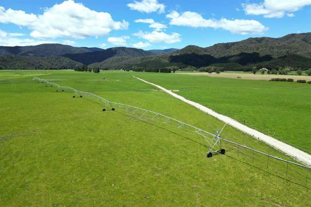 SELF-CONTAINED 350 COWS REEFTON