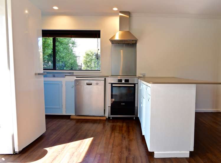 6 Tirohanga Terrace Akaroa_13