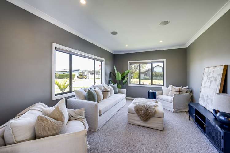 5 Squire Drive Awatoto_8