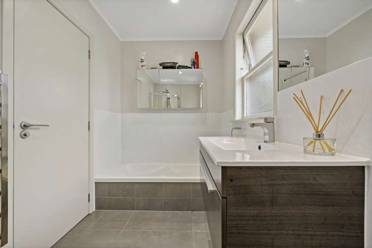 145 Hutchinsons Road Bucklands Beach_10