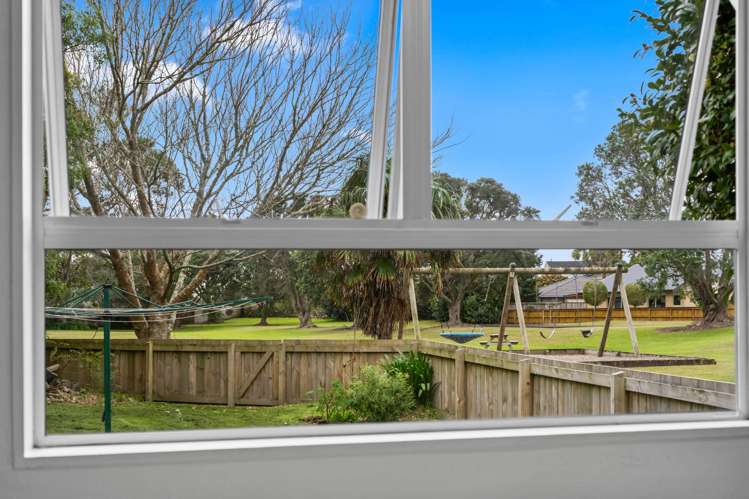 14 Shearwater Street One Tree Point_20