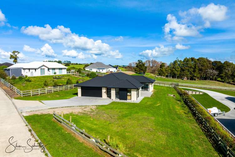 23 Calla Street Maungaturoto_28