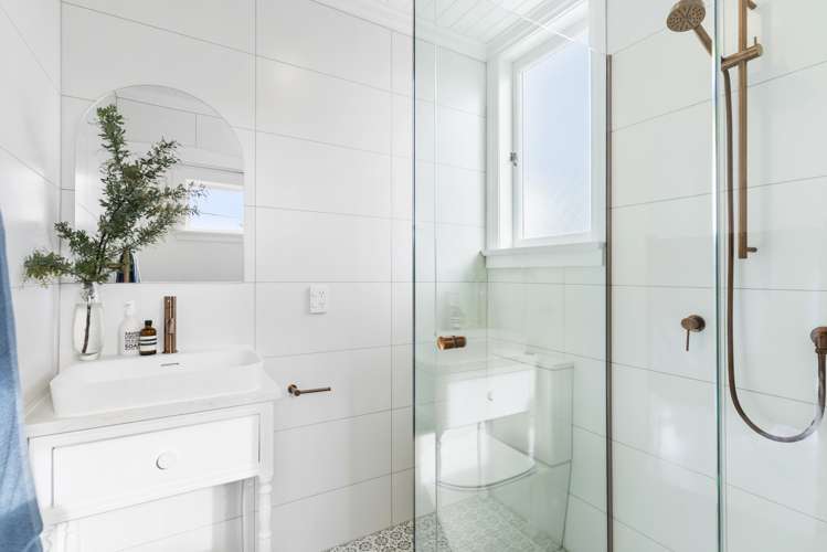 82 Lancaster Road Beach Haven_18