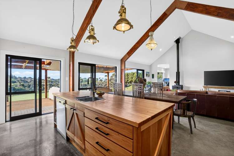 2760 South Head Road, South Head Helensville_10