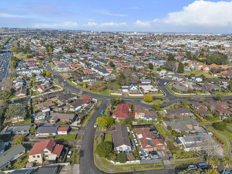 2 Kakapo Place Papatoetoe_35