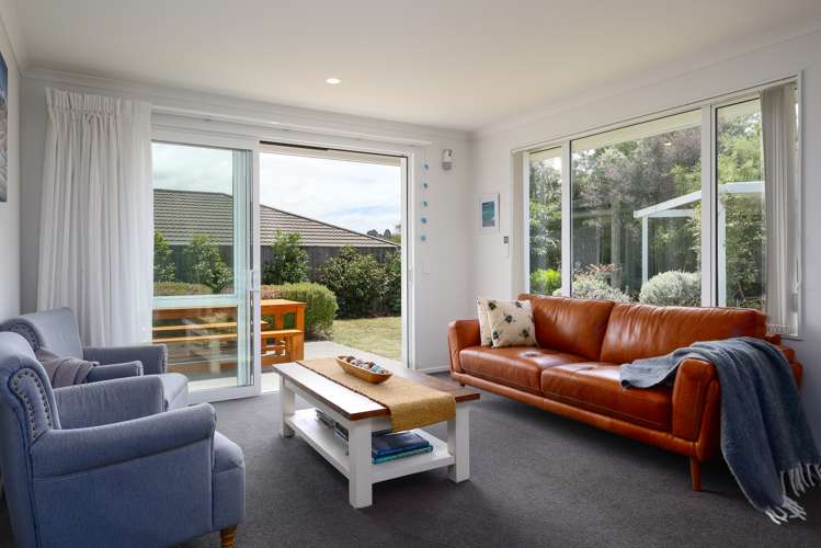 2 Les Wakefield Road Mapua_13