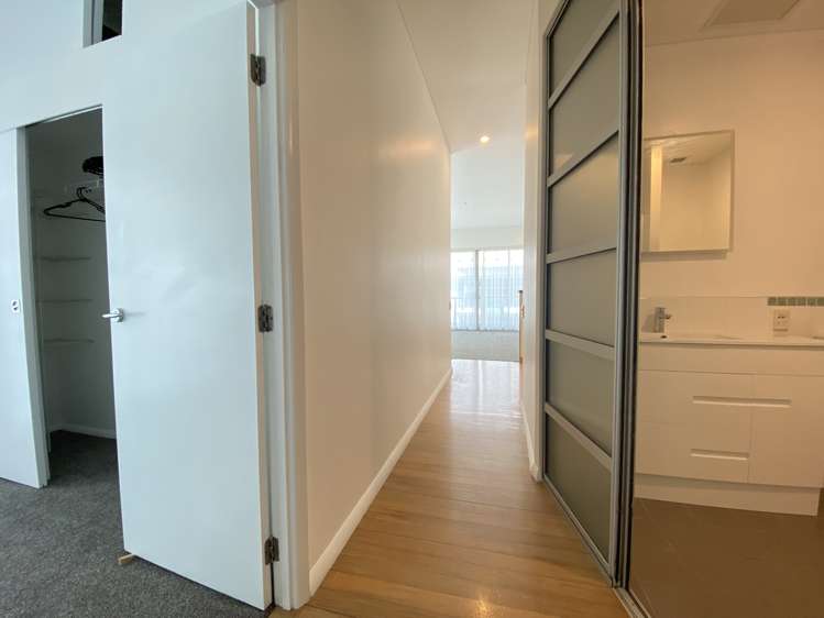 11/147 Quay St Auckland Central_6