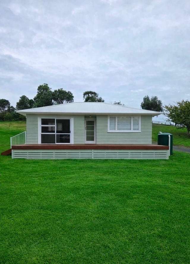 Stunning 2-Bedroom Bungalow